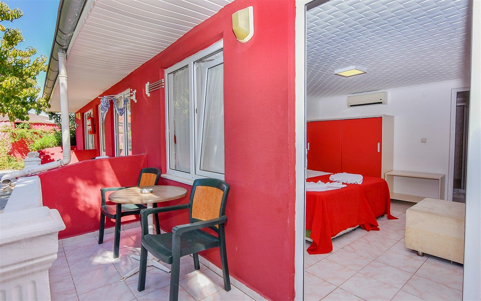 Otel Altinkum 3*